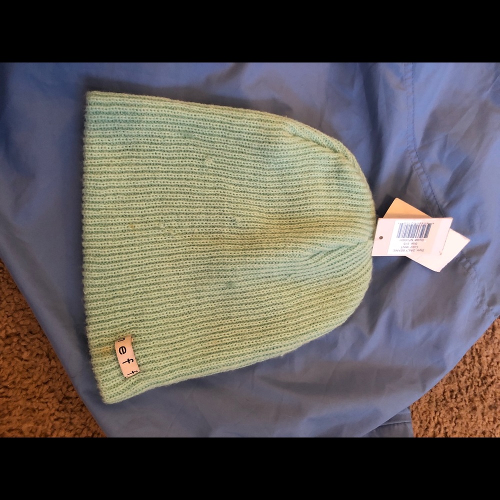 NWT Neff Hat